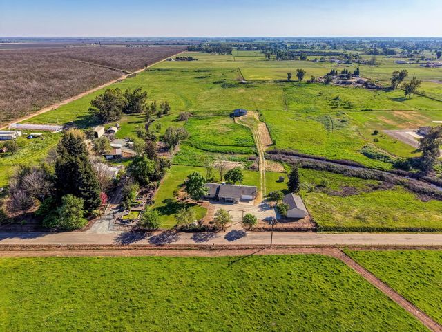 12260 Angle Rd, Herald, CA 95638