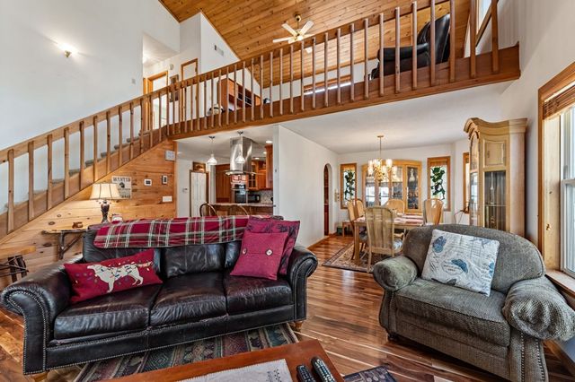 65 Oak Ridge Way, Morganton, GA 30560