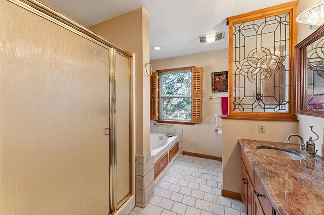 65 Oak Ridge Way, Morganton, GA 30560