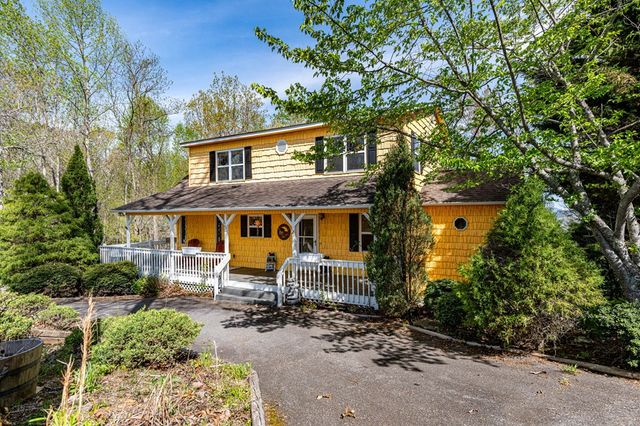 65 Oak Ridge Way, Morganton, GA 30560