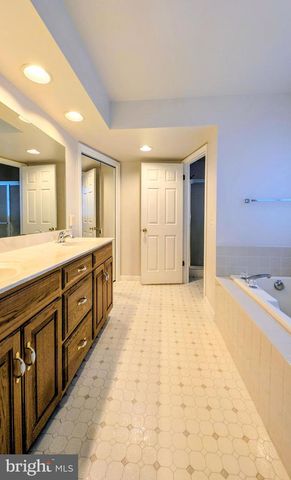 314 PORTLAND PL, Lititz, PA 17543
