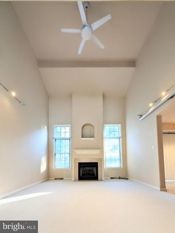 314 PORTLAND PL, Lititz, PA 17543