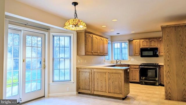 314 PORTLAND PL, Lititz, PA 17543
