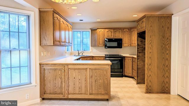314 PORTLAND PL, Lititz, PA 17543