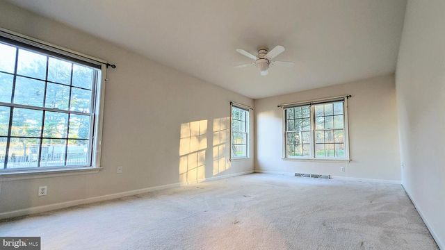 314 PORTLAND PL, Lititz, PA 17543