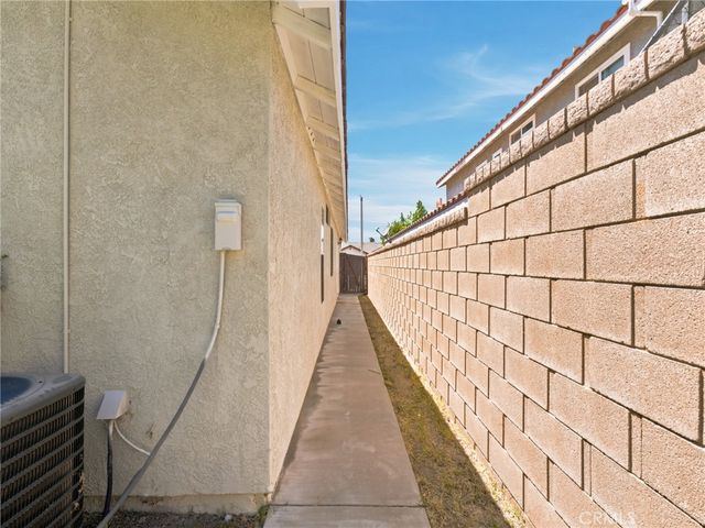 37024 Boxleaf Road, Palmdale, CA 93550