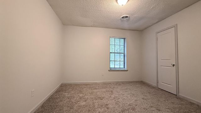 2753 E SKYLINE CIR, Memphis, TN 38127