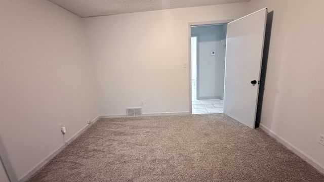 2753 E SKYLINE CIR, Memphis, TN 38127
