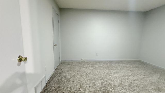 2753 E SKYLINE CIR, Memphis, TN 38127