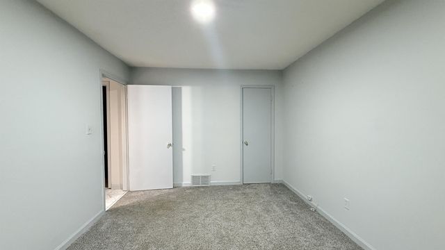 2753 E SKYLINE CIR, Memphis, TN 38127