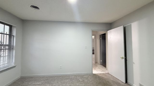 2753 E SKYLINE CIR, Memphis, TN 38127