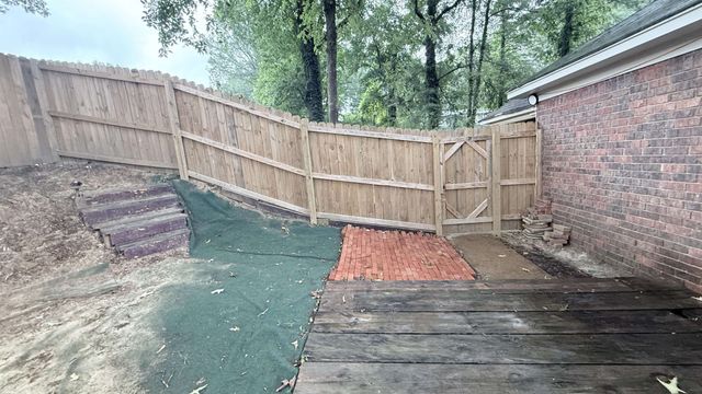 2753 E SKYLINE CIR, Memphis, TN 38127