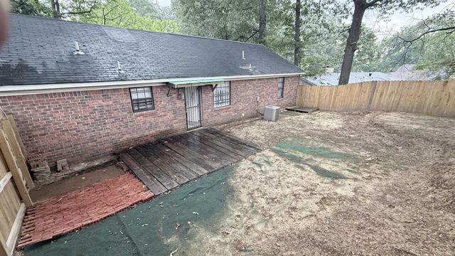 2753 E SKYLINE CIR, Memphis, TN 38127