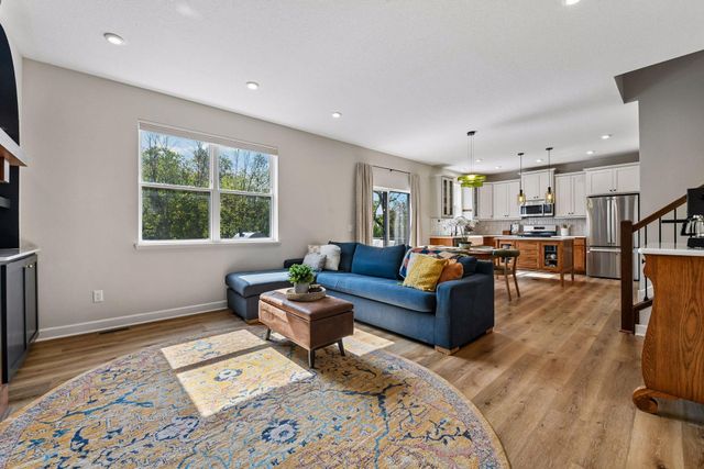 1017 Fabel Lane, Waconia, MN 55387