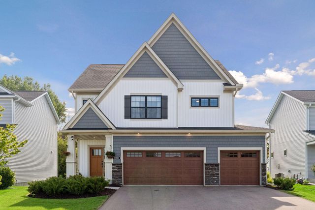 1017 Fabel Lane, Waconia, MN 55387