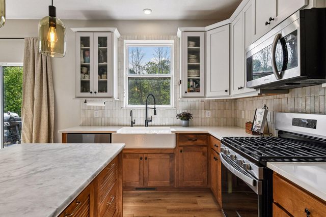 1017 Fabel Lane, Waconia, MN 55387