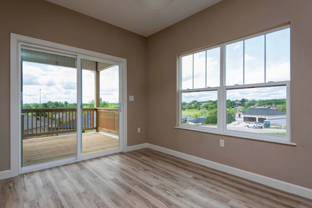 2101 N 26th Street, Ozark, MO 65721