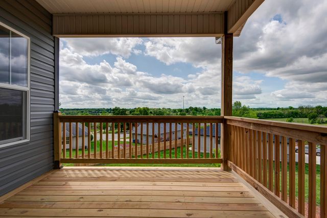 2101 N 26th Street, Ozark, MO 65721