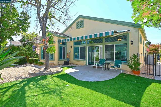 310 Winesap Dr., Brentwood, CA 94513