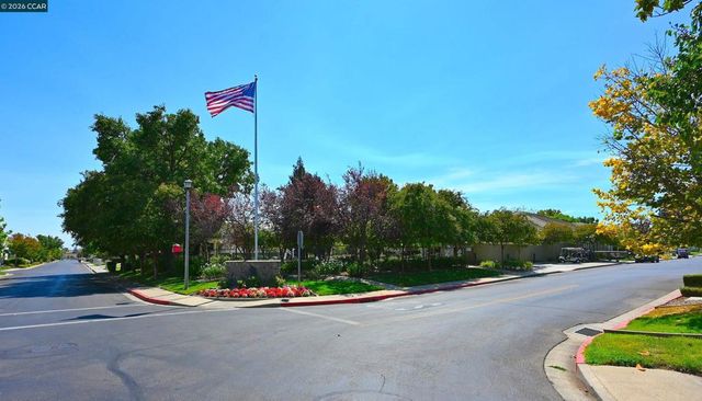 310 Winesap Dr., Brentwood, CA 94513