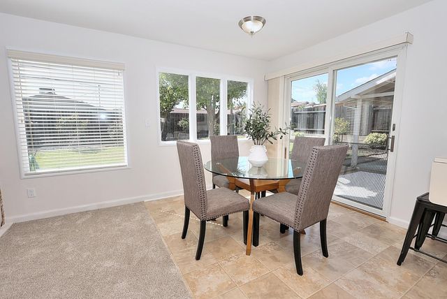 7223 Carriage Dr, Citrus Heights, CA 95621