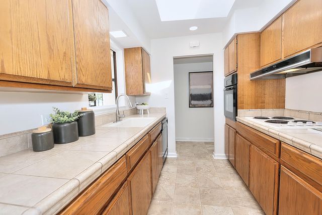 7223 Carriage Dr, Citrus Heights, CA 95621