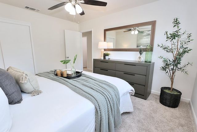 7223 Carriage Dr, Citrus Heights, CA 95621