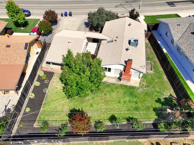7223 Carriage Dr, Citrus Heights, CA 95621