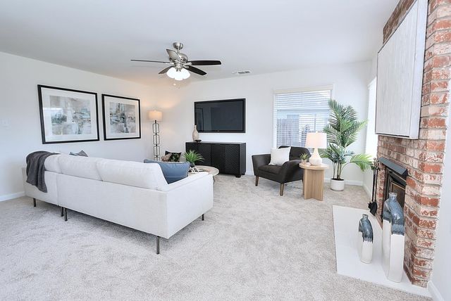 7223 Carriage Dr, Citrus Heights, CA 95621