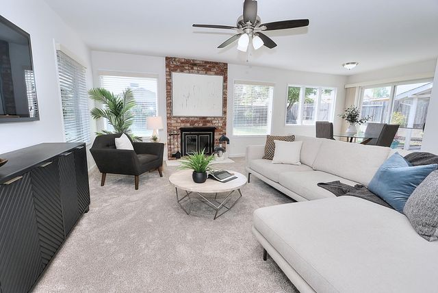 7223 Carriage Dr, Citrus Heights, CA 95621