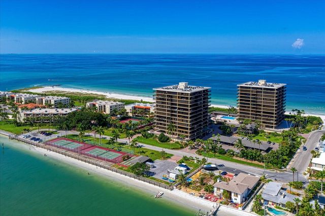7600 BAYSHORE DRIVE 202, Treasure Island, FL 33706