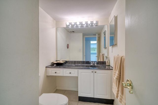 7600 BAYSHORE DRIVE 202, Treasure Island, FL 33706
