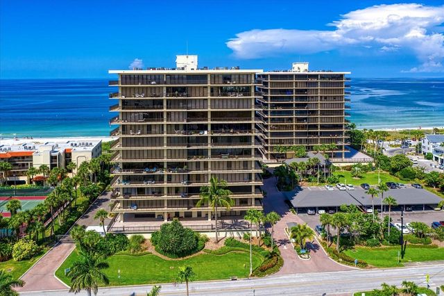 7600 BAYSHORE DRIVE 202, Treasure Island, FL 33706