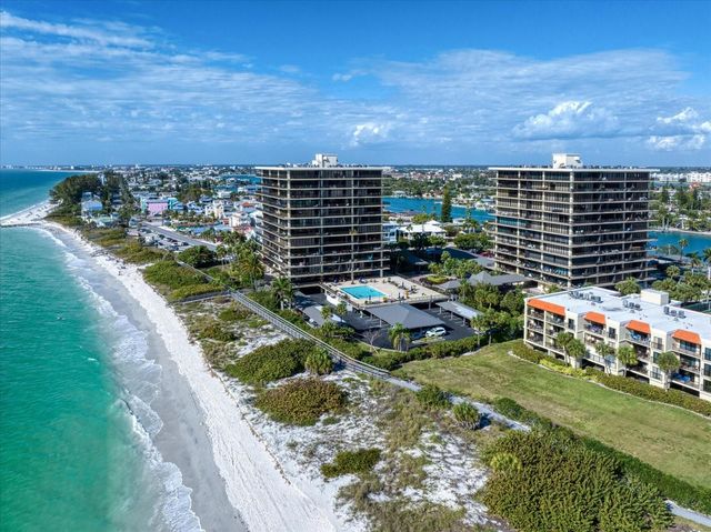 7600 BAYSHORE DRIVE 202, Treasure Island, FL 33706