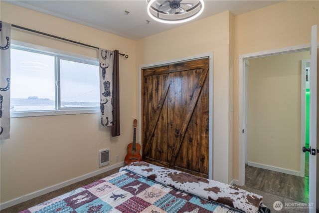 3416 Road 20 NE, Soap Lake, WA 98851