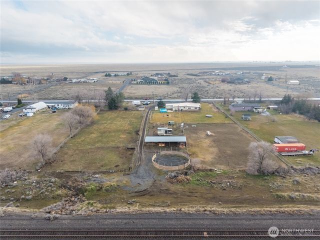 3416 Road 20 NE, Soap Lake, WA 98851