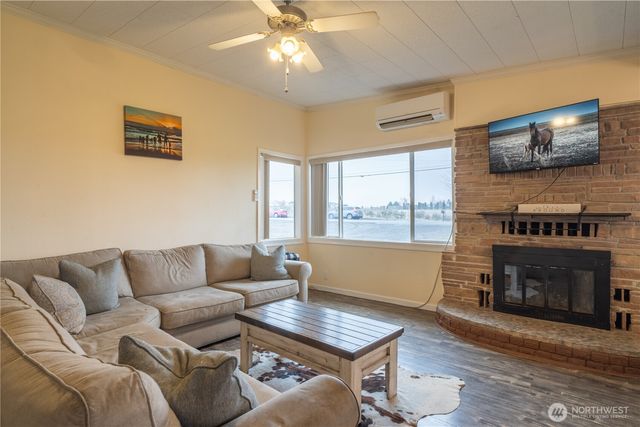 3416 Road 20 NE, Soap Lake, WA 98851