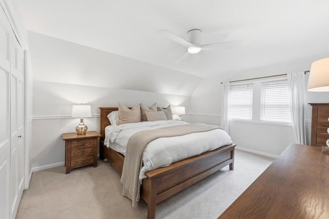 808 E Lake Forest AVENUE, Whitefish Bay, WI 53217