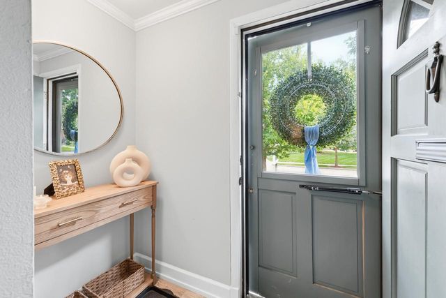 808 E Lake Forest AVENUE, Whitefish Bay, WI 53217