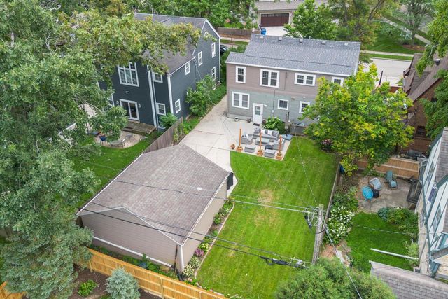 808 E Lake Forest AVENUE, Whitefish Bay, WI 53217