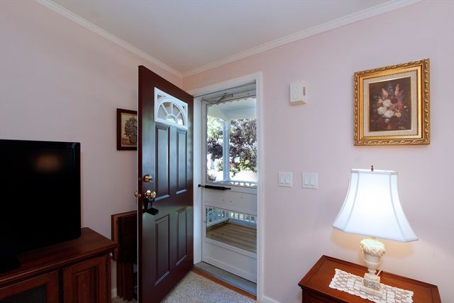 507 Crystal Way, Middleboro, MA 02346