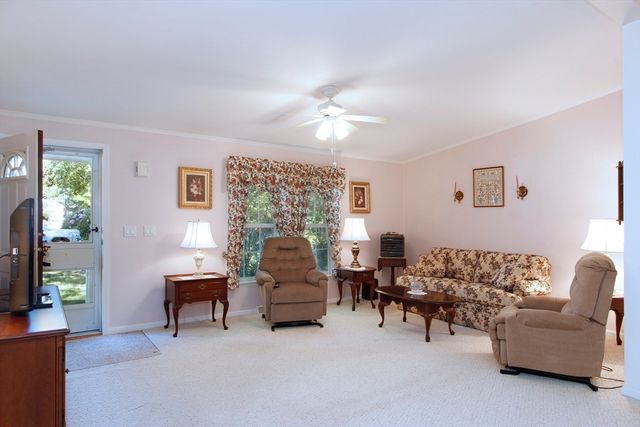 507 Crystal Way, Middleboro, MA 02346