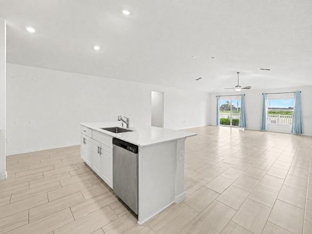 15281 ZIRCON RED DRIVE, Wimauma, FL 33598