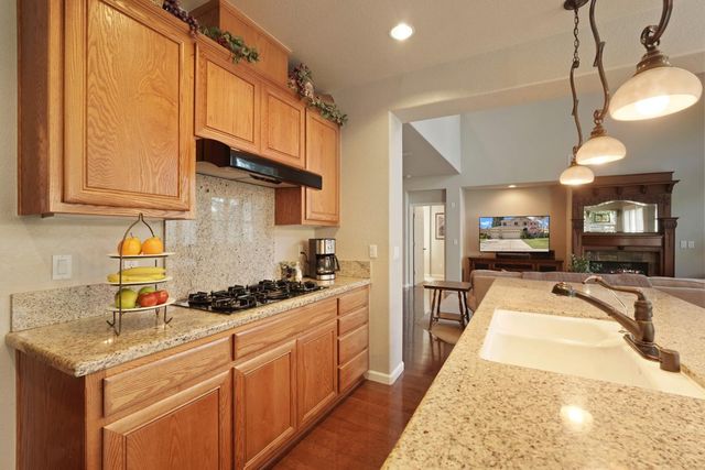 2043 Derrick Ave, Manteca, CA 95337