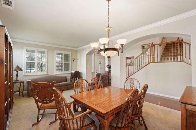 2043 Derrick Ave, Manteca, CA 95337