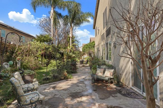 2043 Derrick Ave, Manteca, CA 95337