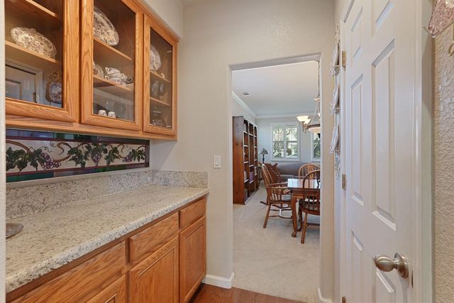 2043 Derrick Ave, Manteca, CA 95337