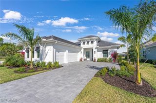 9675 Moonflower CT, Naples, FL 34110