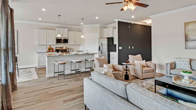 16 AZALEA DR, Somerville, TN 38068