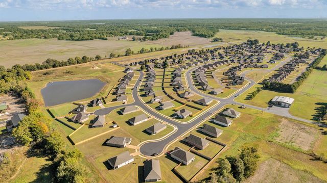 16 AZALEA DR, Somerville, TN 38068